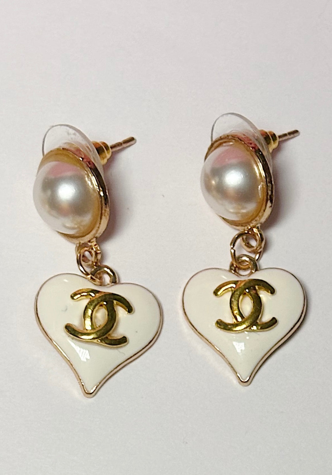 White Pearly Fashion Earrings