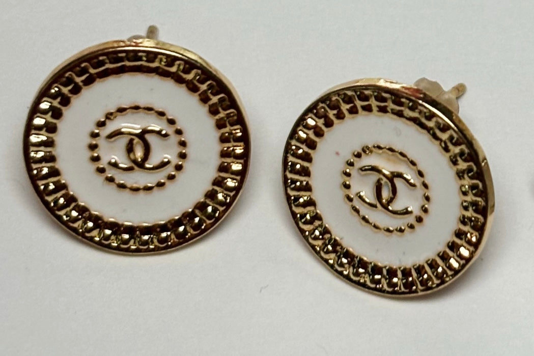 White Circle Shape Earrings